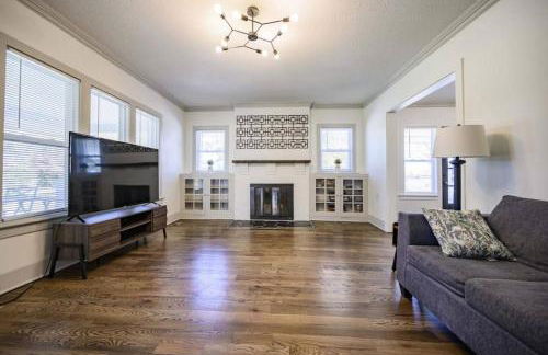 Charming Retreat 5 Min to Tims Ford Lake Sleeps 8 - Foto 1