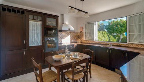 Villa Joel - Casa con piscina cerca de la playa - Foto 3, stove