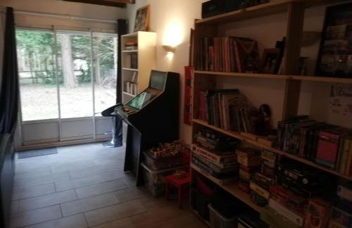 Grande maison au calme au cœur d un bois 11 personnes - Photo 11