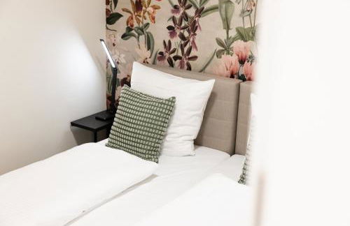 House of Blooms - Photo 19