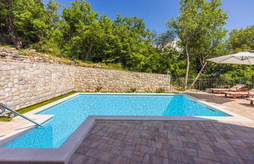 Villa Antani with heated pool, sauna & jacuzzi - Foto 40