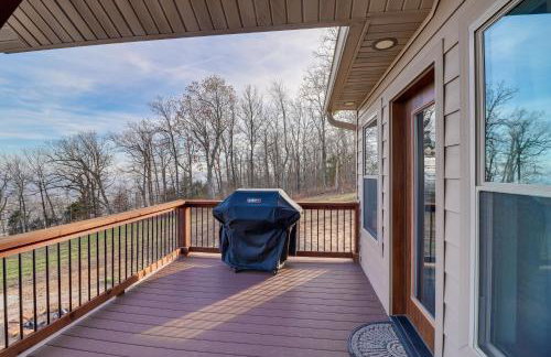 Spacious Harrison Vacation Rental with Deck and Views! - Foto 33