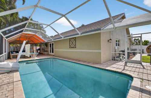 Family-Friendly Boca Gem! 4BR 3BA with Pool & Sauna - Foto 45