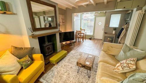 CosyCottage, Log Fire&Garden - Foto 2