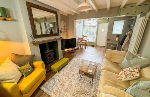 CosyCottage, Log Fire&Garden - Foto 2