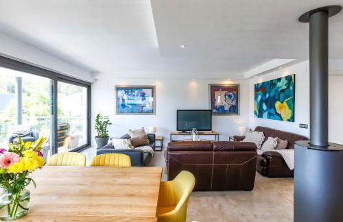 Tranquil large 6 bedroom family Villa sleeps 20 near sitges - Photo 21