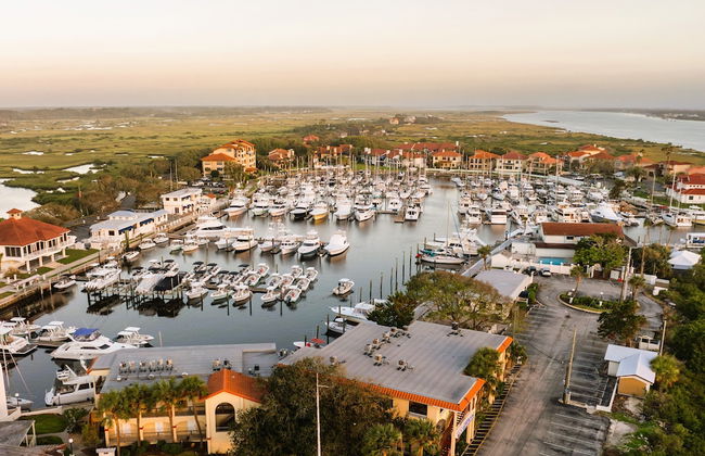 Inn at Camachee Harbor by Coolvacay - Foto 1