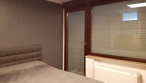 Studio Nähe Flughafen-Messe Stuttgart - Foto 4