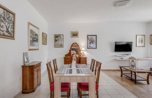 Meje seafront suite - Photo 11