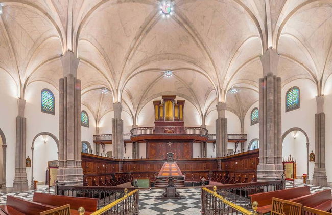 Entrada a la catedral de La Laguna - Foto 2