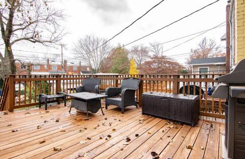 Gorgeous Home 10 min to DC by CozySuites - Foto 16