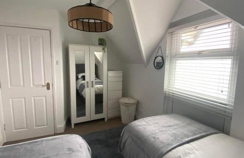 The Penthouse at Percy House Pet Friendly 2 Bedroom Apartment in Porthcawl Sleeps 4 people Located in the town centre - Foto 17