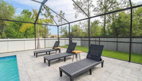 Chic 3 BR Private Pool Home in Lehigh Acres - Foto 4