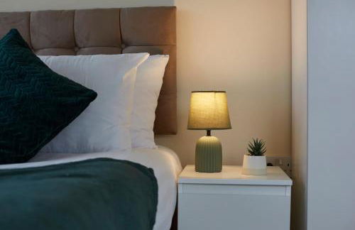 Modern 3-Bedroom Apartment in Central Huddersfield with Free Parking - Foto 10