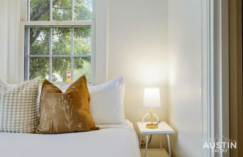 Charming Vintage House in Zilker with Hot Tub and Parking - Foto 39