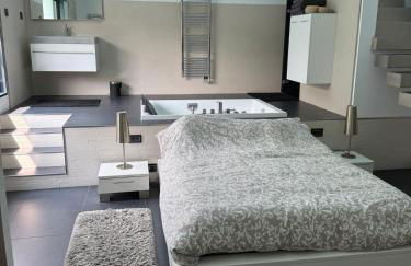 Atypical loft with private pool - Foto 47