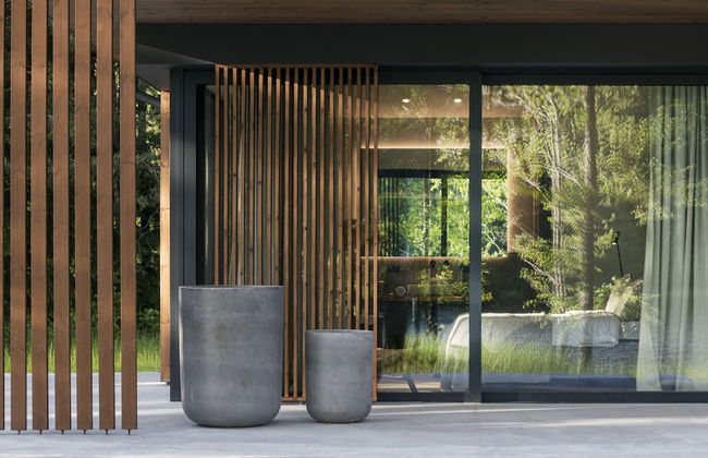 The Lake. Unique Waterfront Villa - Photo 48