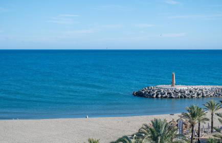 VACATION MARBELLA I Puerto Banus Sea Front, Best View, 24-7 Security, Pool - Photo 27