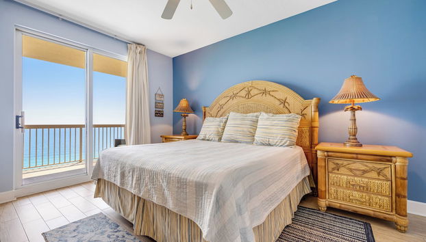 Spectacular End Unit With Amazing Views and Amenities - Foto 2, Habitación