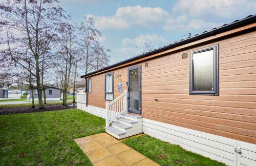 Cherry Lodge with Hot Tub - Foto 7