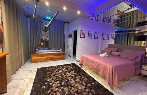 Suite Piscina térmica e Banheira Jacuzzi a 20km de Ctba - Foto 13