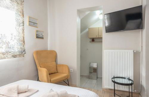 In the center of Messolonghi - Photo 26