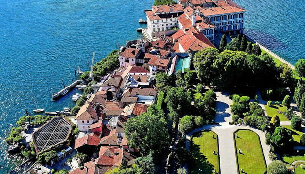 Vista de uno de los jardines en isla Bella