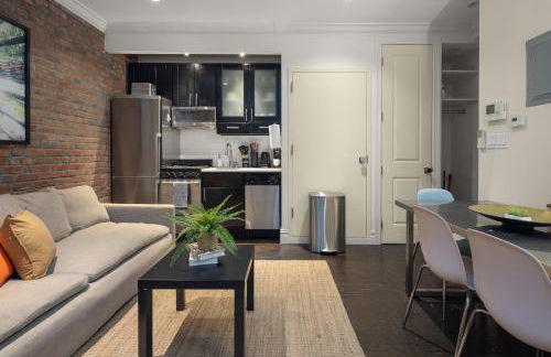 Explore NYC! Cozy 2BR in Prime Location - Foto 12