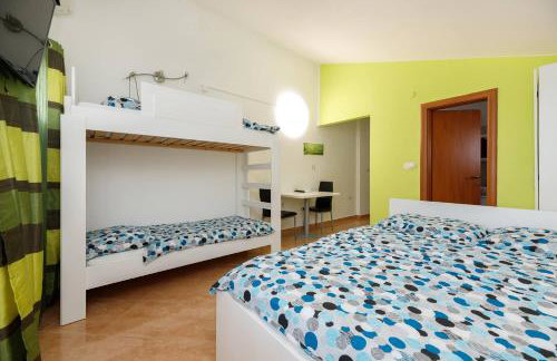 Villa Lavanda - family friendly, beachfront - Photo 2