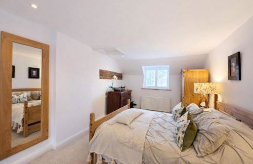 Rural cottage! Wood-fired hot tub Bliss awaits - Photo 41