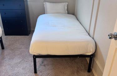 Modern Elegance Prime Location in Carrollton - Foto 13