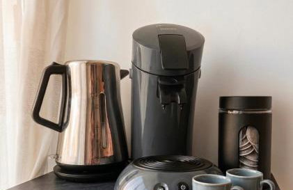 Sea view flat with car park boarder Cannes - Photo 8