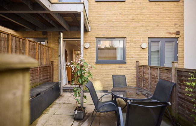 The Queen s Park Getaway - Adorable 2bdr Flat With Terrace - Foto 8