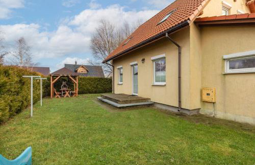 Nemo 4 Bedrooms & Grill - Foto 1