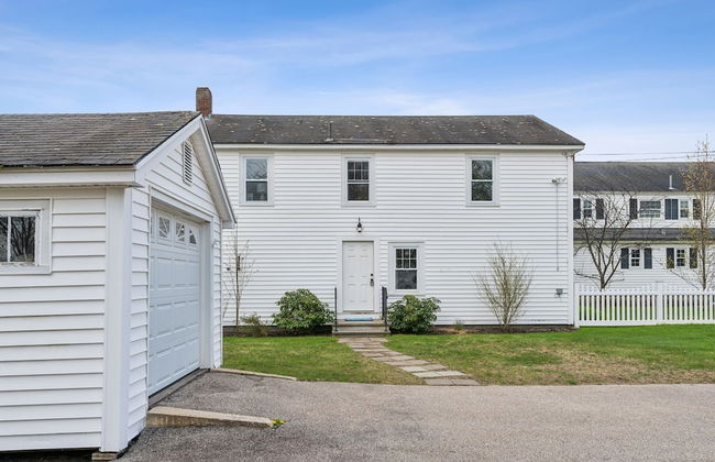 The Coastal Nest Stay for 5! - Photo 20