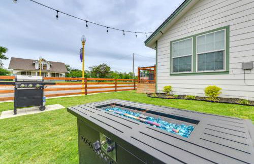2 Mi to Dtwn Chic Waco Studio with Fire Pit! - Foto 20