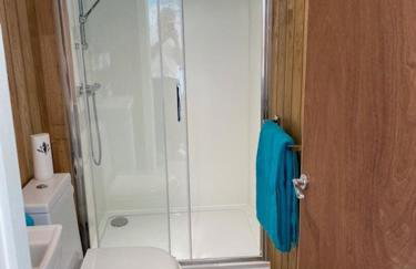 THE LODGE Touch of the Alps in West Sussex - Foto 11