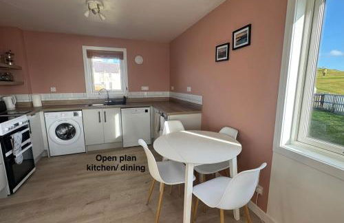 Breiwick Bay Panorama - 10 min walk to town centre - Foto 4