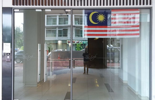 Sunset Seaview Vacation Condos City Centre @ IMAGO Shopping Mall - Foto 2