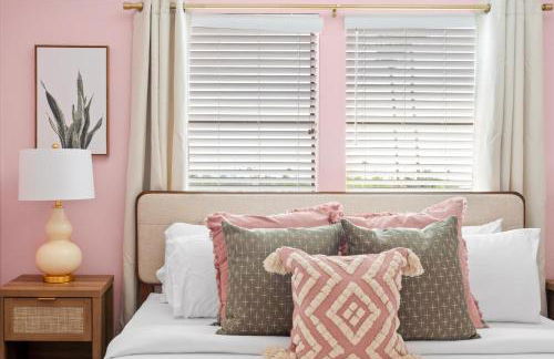 Game Room Resort Pool HotTub Modern Desert Oasis - Foto 35