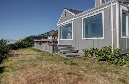 Oceanfront Arch Cape Home with Hot Tub - Foto 7