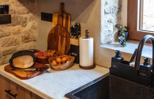 Chalet 1932 Boutique Mountain Chalet με Ιδιωτικό Hot Tub & Τζάκι - Photo 40