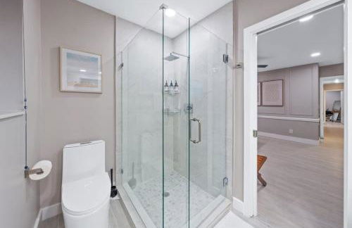 SUN VILLA Heated Pool Near Hard Rock & Beach - Foto 23