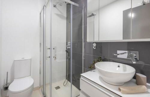 2BD Coastal Gem with Pool & Terrace - Torre de la Horadada - Foto 9