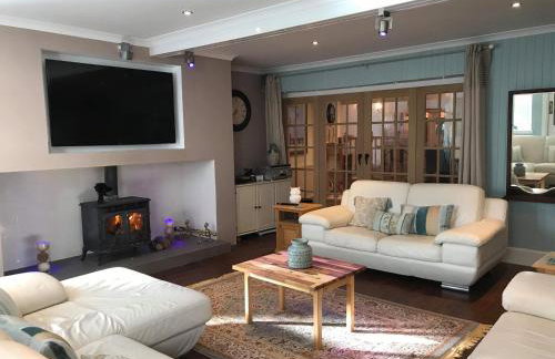 Vollie House with Hot Tub, Sauna & Log Burner - Foto 29