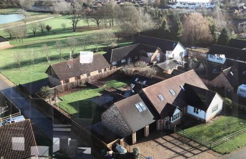 Superb 4BD Stay in Wyton and Houghton Village - Foto 19