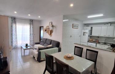 Centrico piso a 5 min de la playa, ac, wifi y parking incluido - Foto 3