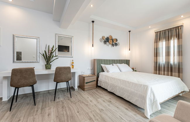 Sun Beach Hotel - Photo 31