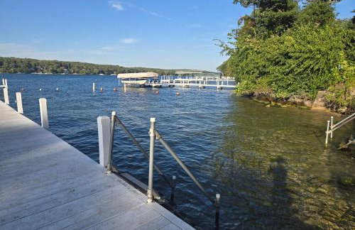 Elena's Lake Cottage - A Cozy Lake Getaway - Foto 15