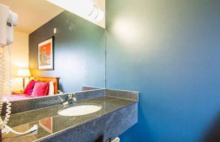 The Vistas 119 Modern studio with full kitchen 1st floor great location - Foto 11